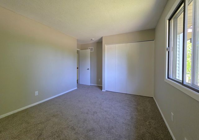 4710 Lenore Lane, Eagan, MN 55122