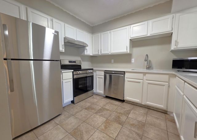 4710 Lenore Lane, Eagan, MN 55122