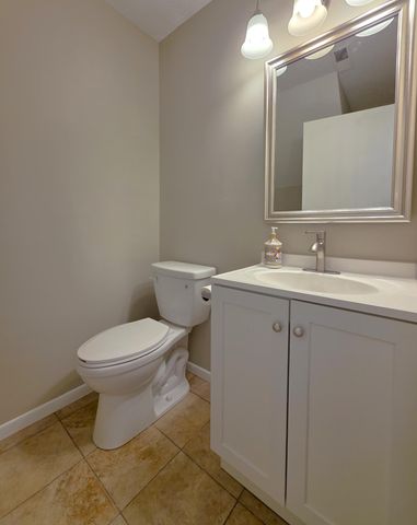 4710 Lenore Lane, Eagan, MN 55122