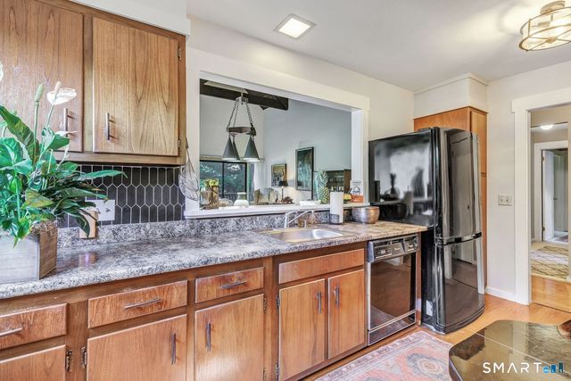 93 Seminole Lane B, Stratford, CT 06614