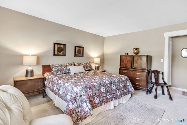 93 Seminole Lane B, Stratford, CT 06614