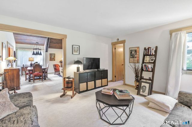 93 Seminole Lane B, Stratford, CT 06614