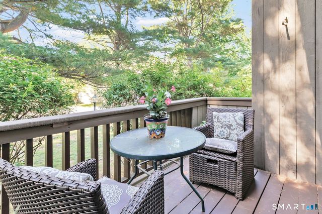 93 Seminole Lane B, Stratford, CT 06614
