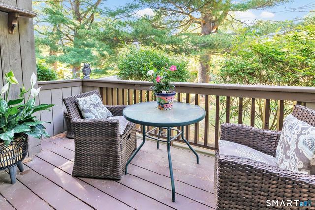 93 Seminole Lane B, Stratford, CT 06614