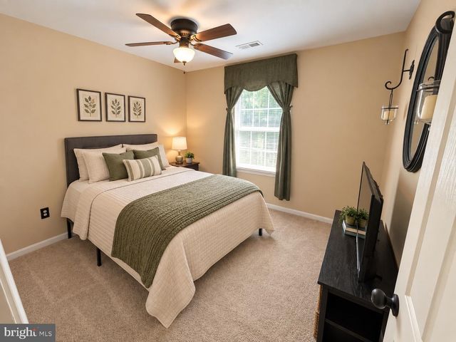 8455 CARDINAL LN, White Plains, MD 20695