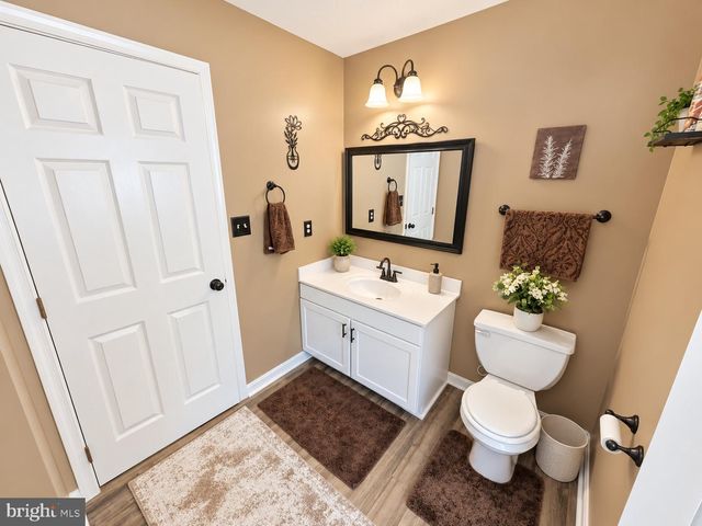8455 CARDINAL LN, White Plains, MD 20695