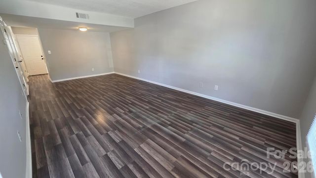 7906 Oak Meadow Court, Charlotte, NC 28210