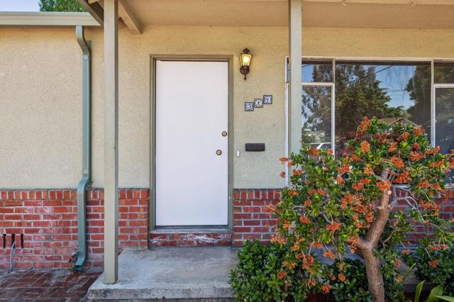 384 Beemer Avenue, Sunnyvale, CA 94086