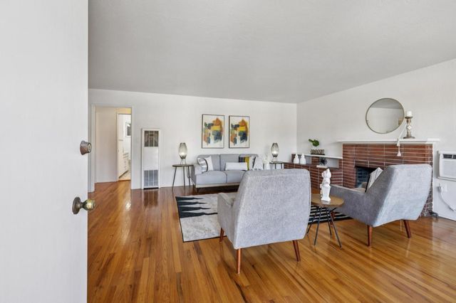 384 Beemer Avenue, Sunnyvale, CA 94086