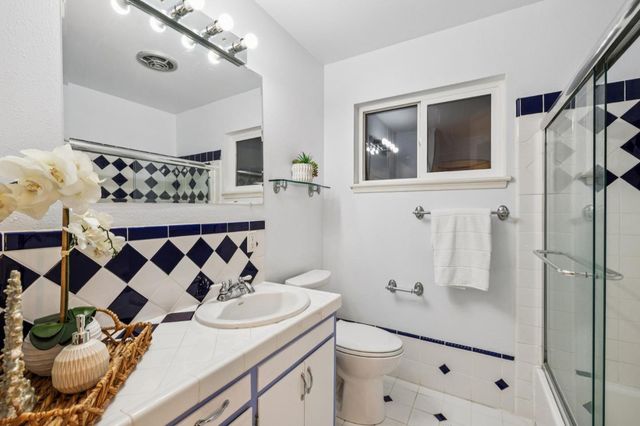 384 Beemer Avenue, Sunnyvale, CA 94086