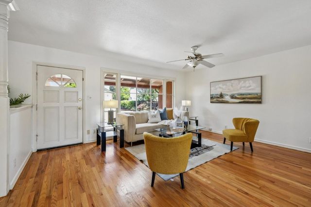 384 Beemer Avenue, Sunnyvale, CA 94086