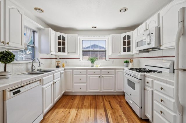 384 Beemer Avenue, Sunnyvale, CA 94086