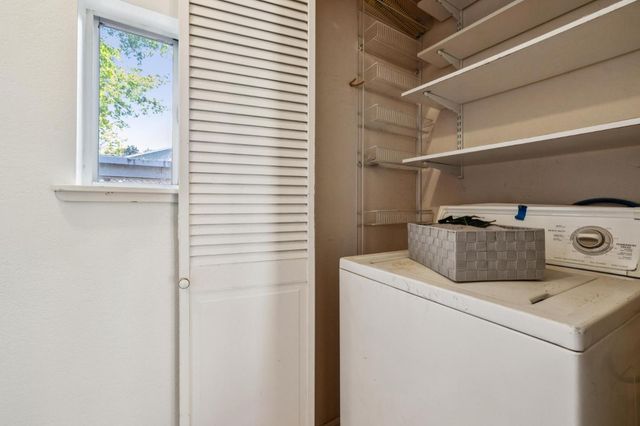 384 Beemer Avenue, Sunnyvale, CA 94086