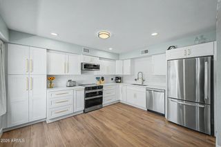 4925 N 73RD Street 16, Scottsdale, AZ 85251