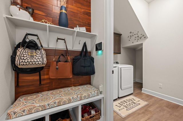 840 Hazy Hills LOOP, Dripping Springs, TX 78620