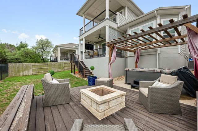 840 Hazy Hills LOOP, Dripping Springs, TX 78620