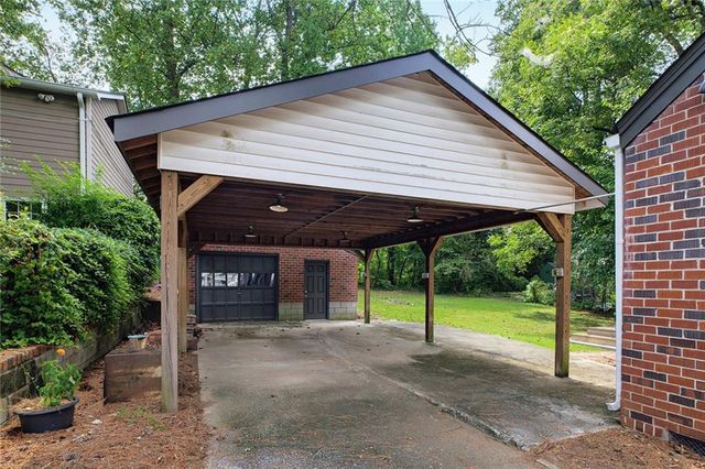 2397 Greylock Pl, Decatur, GA 30030