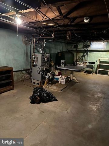 335 CHESTNUT ST, Pottstown, PA 19464