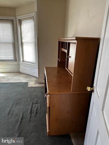 335 CHESTNUT ST, Pottstown, PA 19464