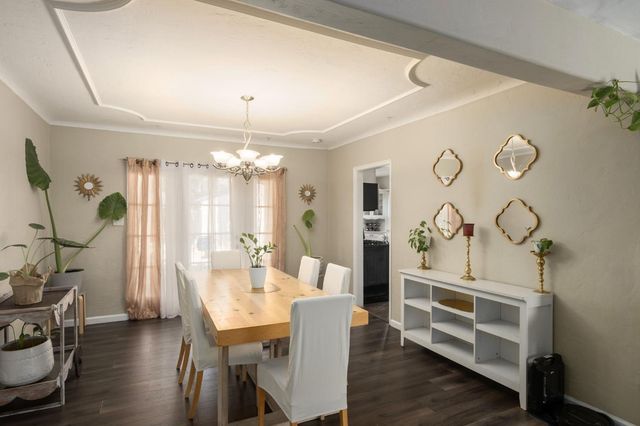 411 E Clinton Avenue, Fresno, CA 93704