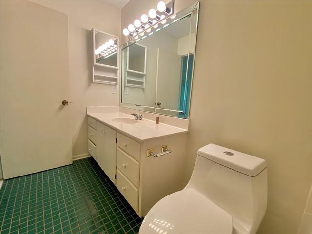 1148 Riverbend Club Drive SE, Atlanta, GA 30339