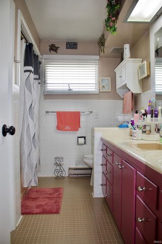 216 W 28th Street Street, Jasper, IN 47546