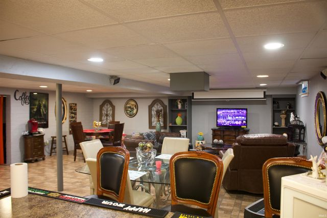 216 W 28th Street Street, Jasper, IN 47546