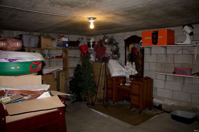 216 W 28th Street Street, Jasper, IN 47546