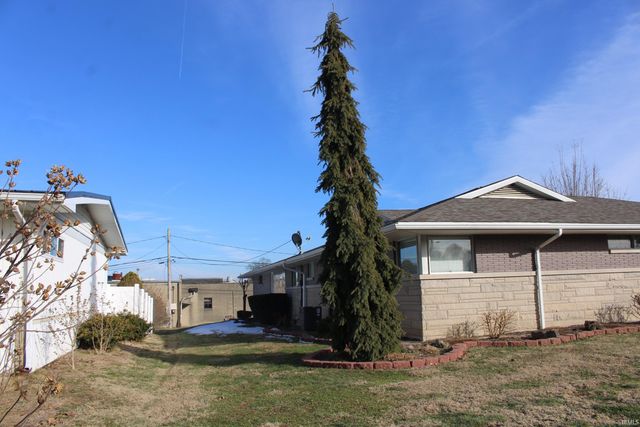 216 W 28th Street Street, Jasper, IN 47546