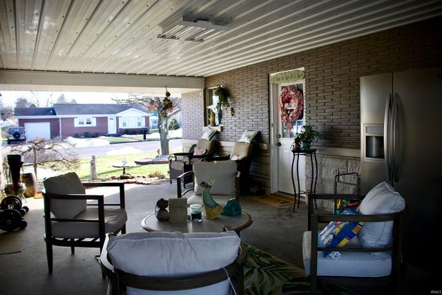 216 W 28th Street Street, Jasper, IN 47546