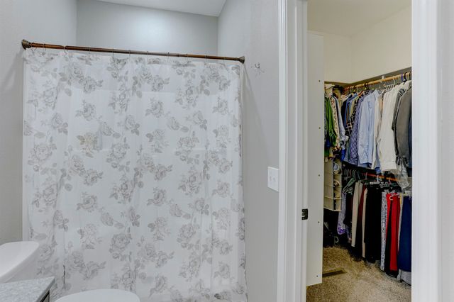 22031 71st Rd, Winfield, KS 67156