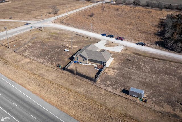 22031 71st Rd, Winfield, KS 67156