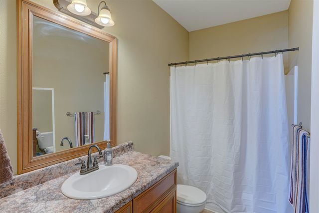 22031 71st Rd, Winfield, KS 67156