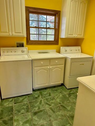 261 & 271 Salt Flat Road, Lewiston, CA 96052