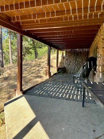 261 & 271 Salt Flat Road, Lewiston, CA 96052