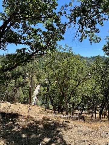 261 & 271 Salt Flat Road, Lewiston, CA 96052