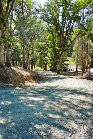 261 & 271 Salt Flat Road, Lewiston, CA 96052