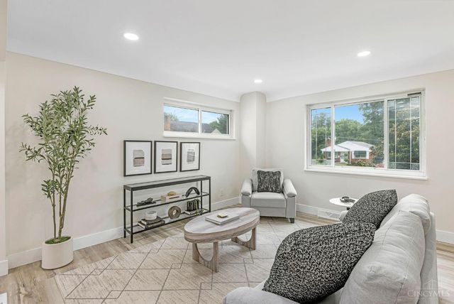 2608 Kathleen Court, Cincinnati, OH 45239
