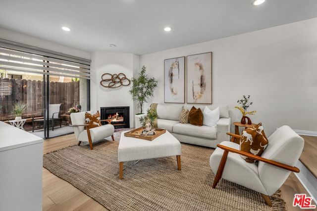 7862 W Manchester Avenue, Playa Del Rey (los Angeles), CA 90293