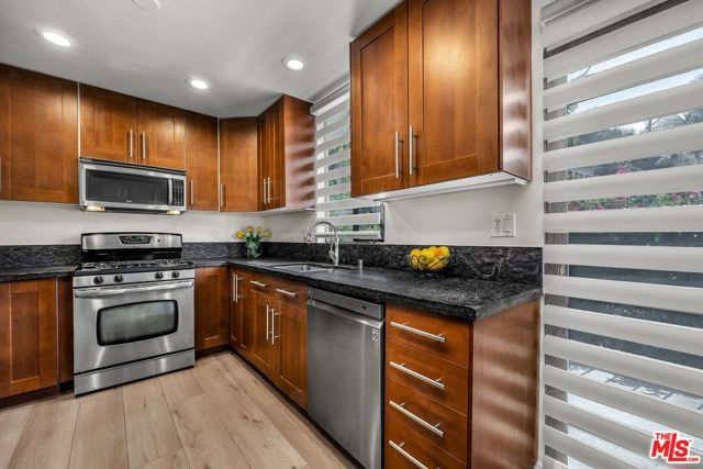7862 W Manchester Avenue, Playa Del Rey (los Angeles), CA 90293