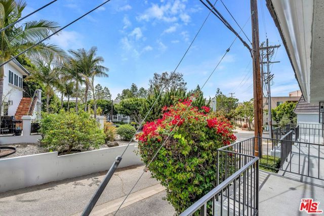 7862 W Manchester Avenue, Playa Del Rey (los Angeles), CA 90293