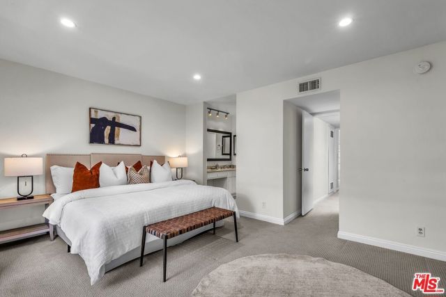 7862 W Manchester Avenue, Playa Del Rey (los Angeles), CA 90293