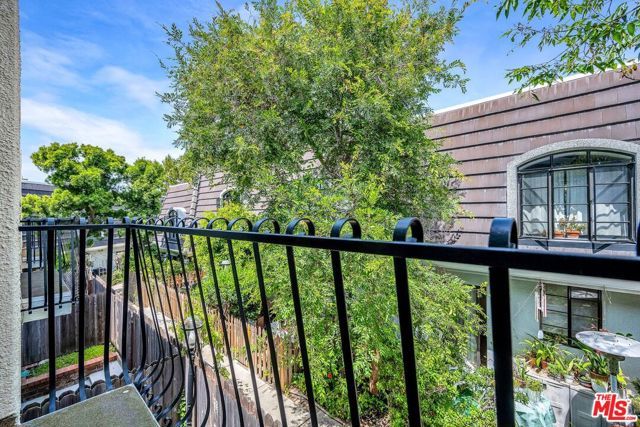 7862 W Manchester Avenue, Playa Del Rey (los Angeles), CA 90293