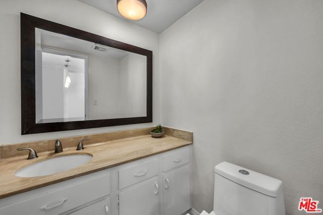 7862 W Manchester Avenue, Playa Del Rey (los Angeles), CA 90293