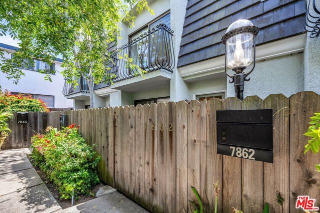 7862 W Manchester Avenue, Playa Del Rey (los Angeles), CA 90293