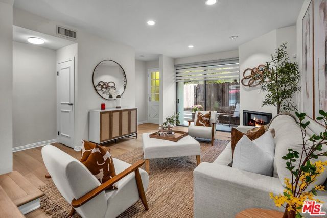 7862 W Manchester Avenue, Playa Del Rey (los Angeles), CA 90293