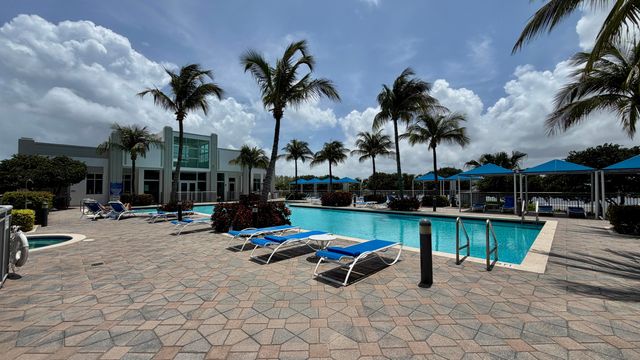 300 S Australian Avenue 703, West Palm Beach, FL 33401