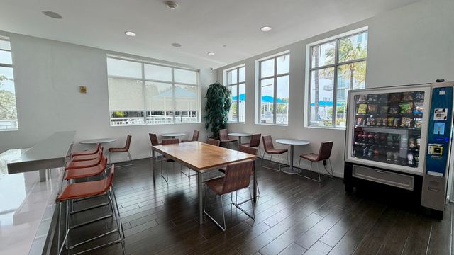 300 S Australian Avenue 703, West Palm Beach, FL 33401