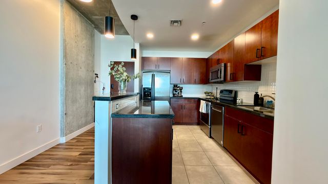 300 S Australian Avenue 703, West Palm Beach, FL 33401