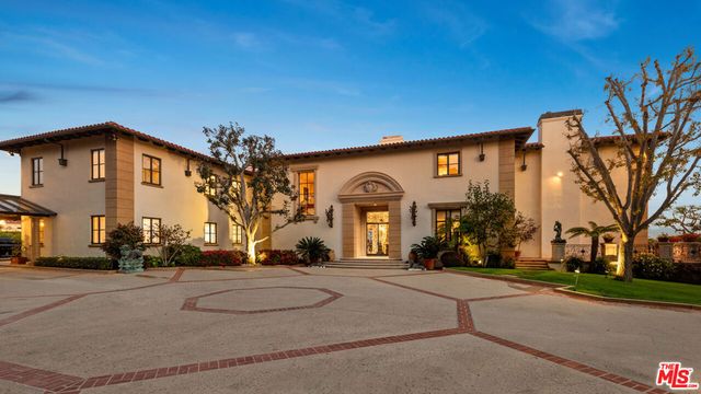 642 Siena Way, Los Angeles, CA 90077